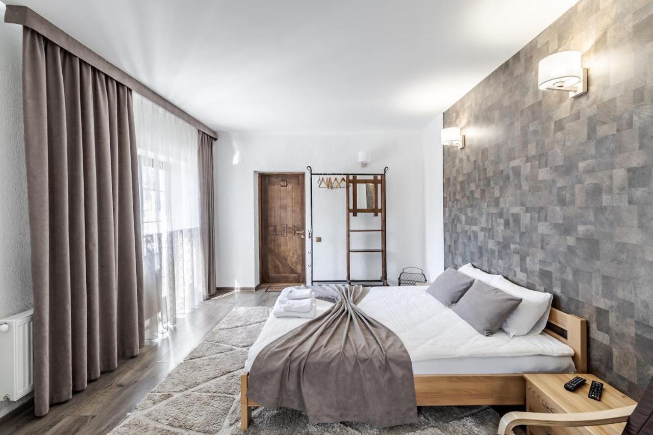 Маєток "Zymon & Ski" Bukovel Exterior photo