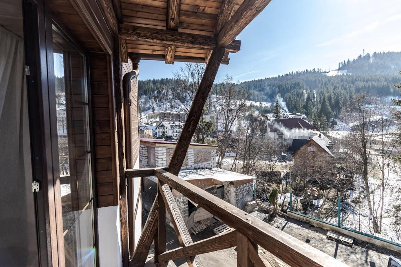 Маєток "Zymon & Ski" Bukovel Exterior photo